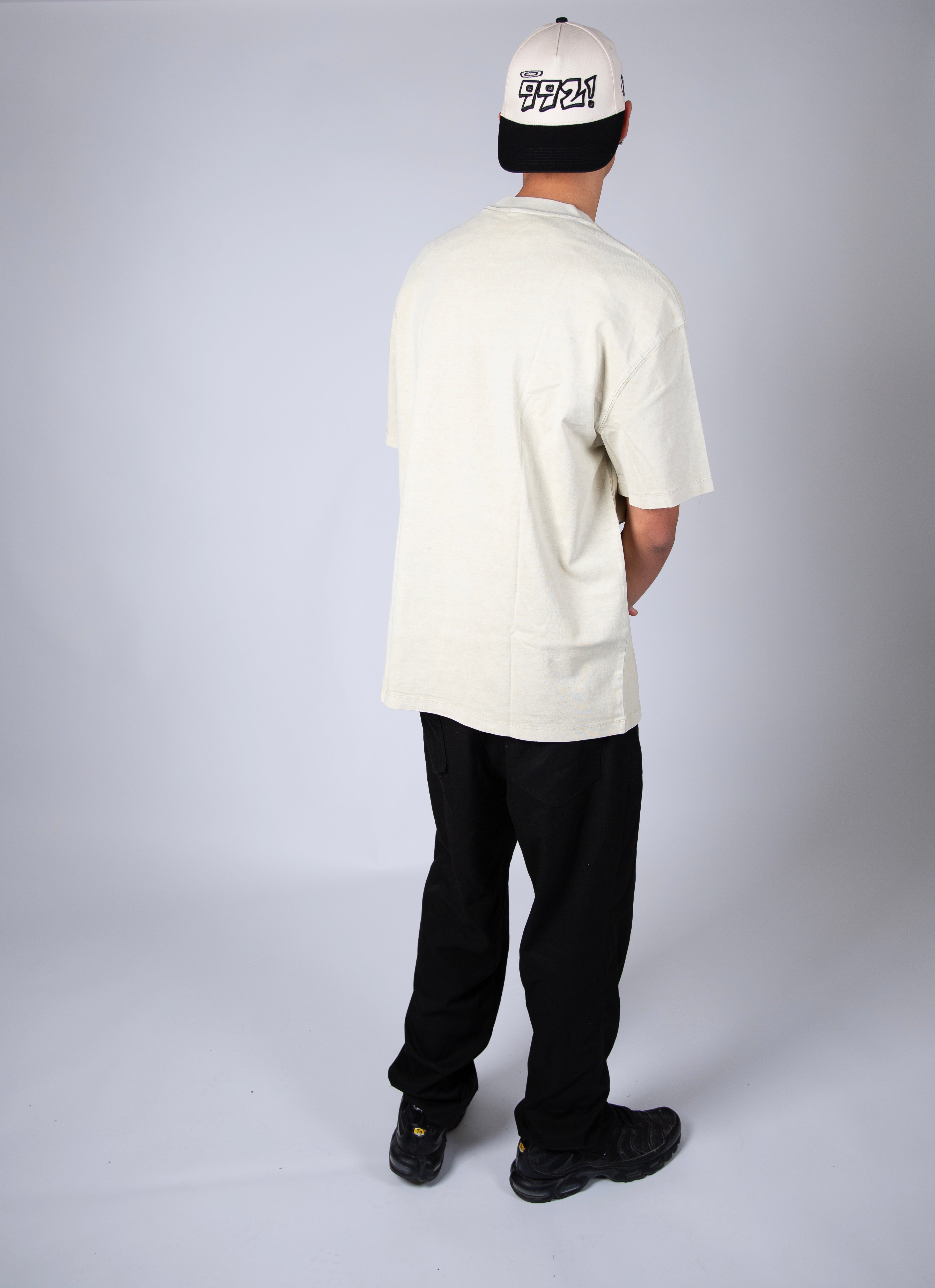 baseball cap in black and cream